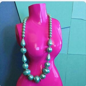 Vtg Elegant Teal Beaded Necklace